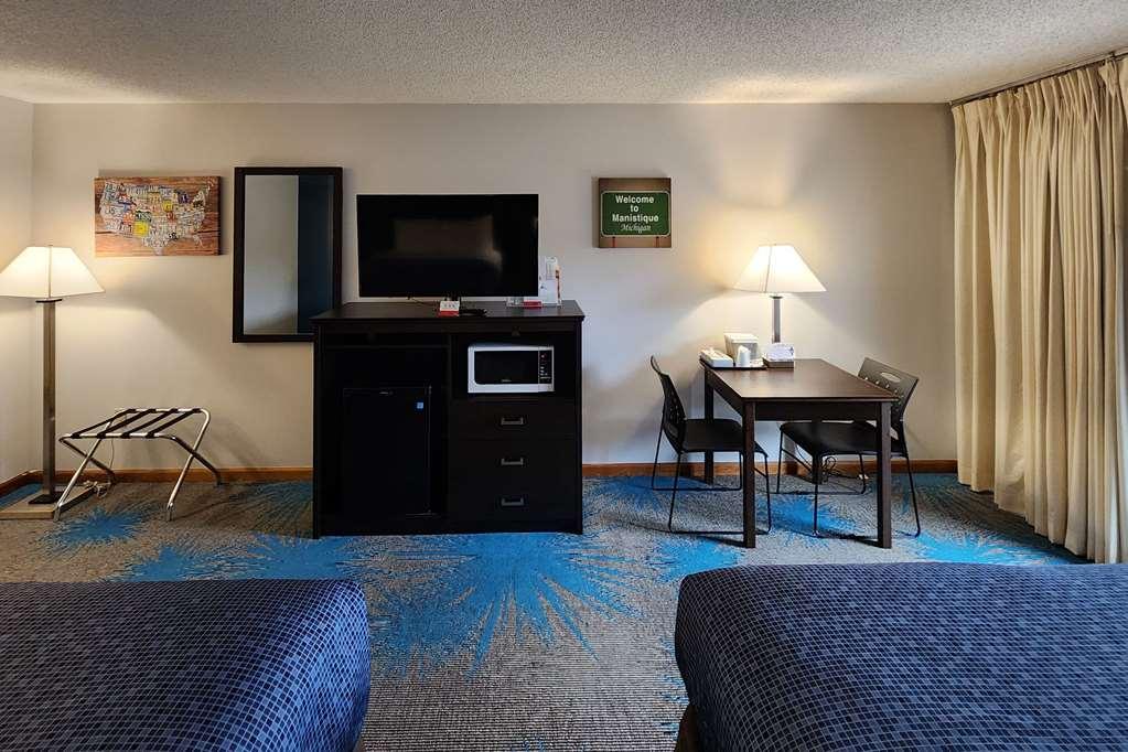 Econo Lodge Lakeshore Manistique Room photo